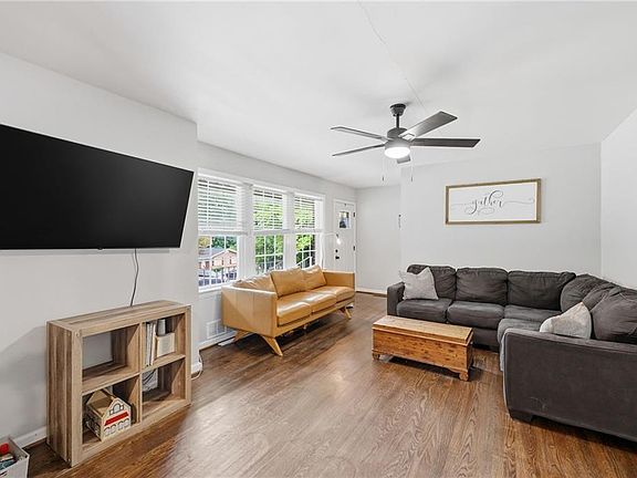 4th image of 1237 S Enota Dr NE