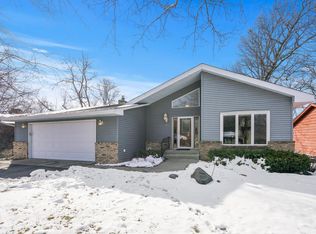 1810 26th Ave NW, New Brighton, MN 55112