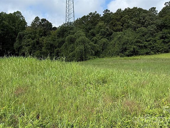 4th image of 8 Springs Rd #8