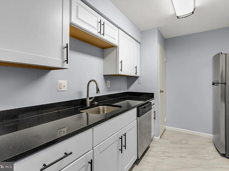 5300 Holmes Run Pkwy #1210 — Photo 20