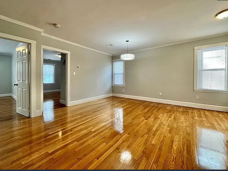 84 Baker Ave #R — Photo 4