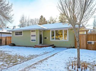 23 NE Cambrian Dr NW, Calgary, AB T2K1P3