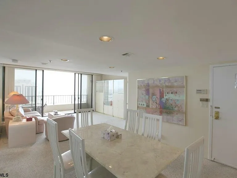 3851 Boardwalk #2511 — Photo 7