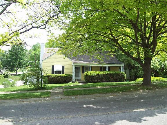 3rd image of 605 Aberdeen Dr