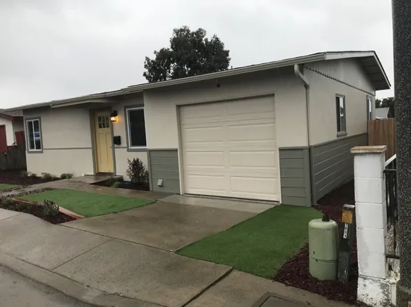 1631 Harding St, Seaside, CA 93955