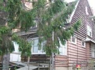 4113 Denman St, Flushing, NY 11373