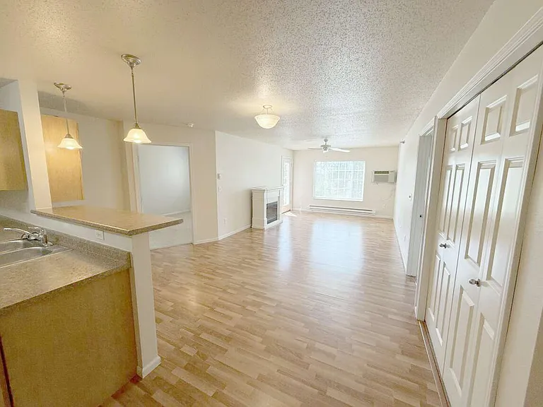 Maple Creek Apartments 2 bed 2 bath 1100 Living