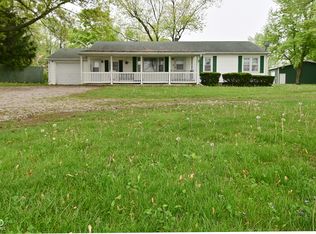 1425 E Us Highway 40, Clayton, IN 46118