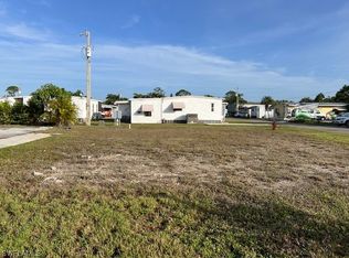 5529 Miles Standish Ln, North Fort Myers, FL 33917