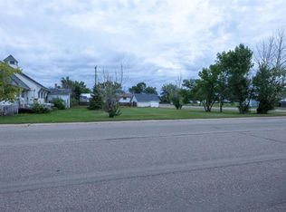 5301 Victoria Ave, Coronation, AB T0C1C0