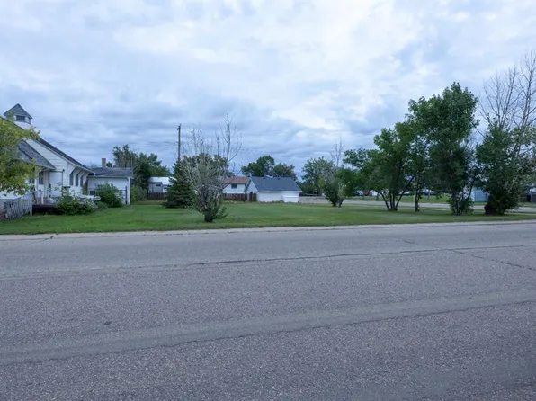 5301 Victoria Ave, Coronation, AB T0C 1C0