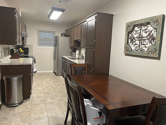 2nd image of 4709 Gen. Ewell Dr