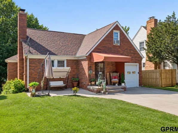 3320 N 58th St, Omaha, NE 68104