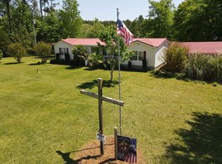 1245 Burnett Rd, Chappells, SC 29037