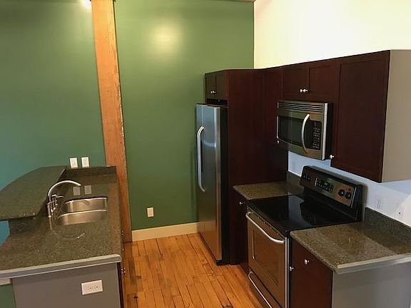 2nd image of 533 Columbia Ave APT 156