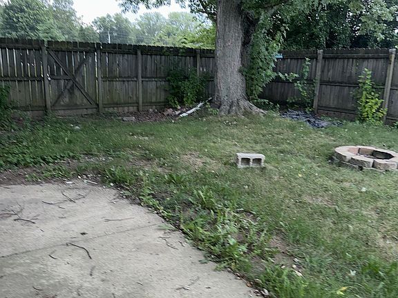 5th image of 1309 Donaldson Ave