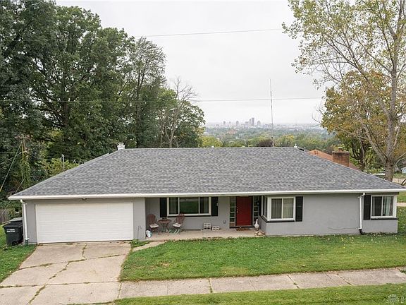 4th image of 131 Murray Dr