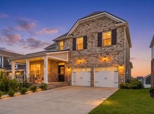 1100 Pebble Run Rd, Hendersonville, TN 37075