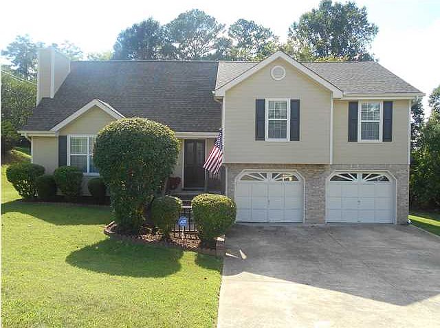 1st image of 695 Debbie Ln