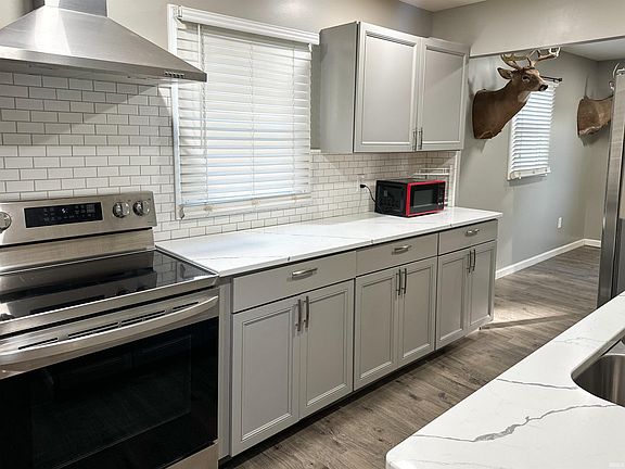 2nd image of 2304 Herbert Ave