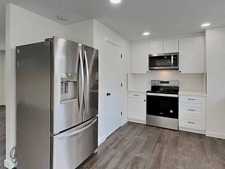 20710 SW Jay St — Photo 10