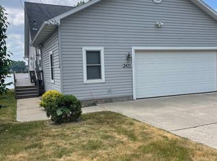2425 Margaret Dr, Fenton, MI 48430