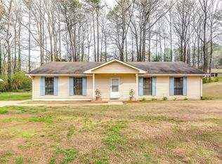 5882 Marbut Rd, Lithonia, GA 30058