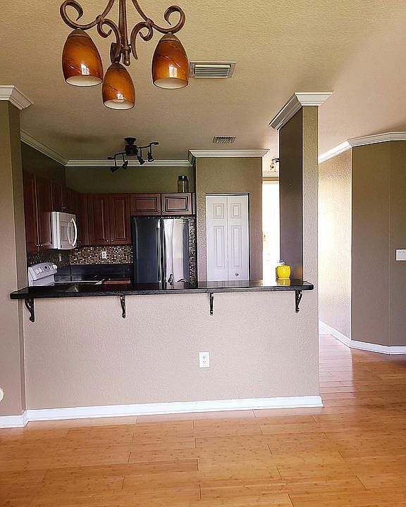 1st image of 3065 SE 1st Dr
