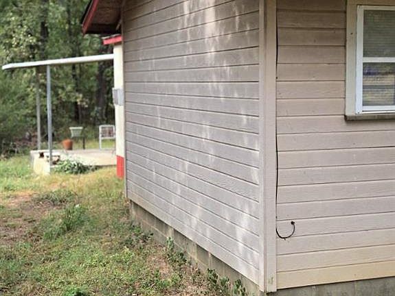 3rd image of 495 Circle Beach Rd