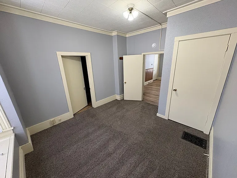 2904 Q — Photo 10