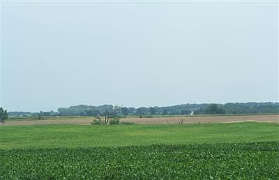 2nd image of 120 Wagon Train Ave