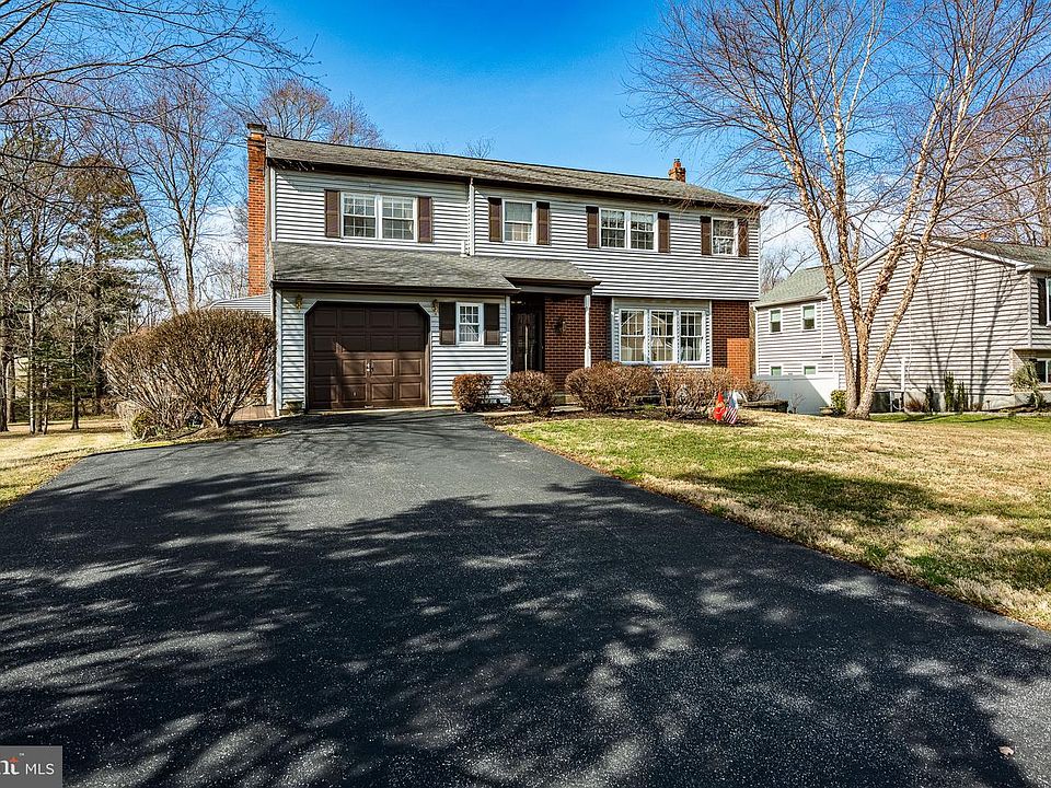 1st image of 115 Morgan Rd
