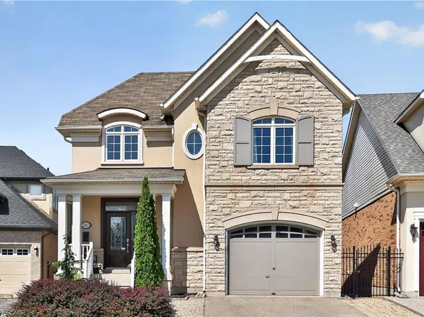 2269 Whitworth Dr, Oakville, ON L6M 0B5