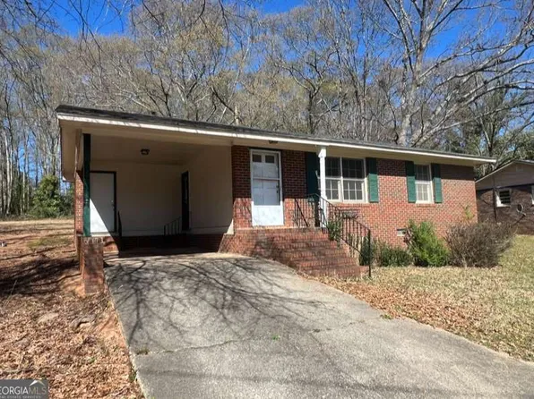 106 David St, Hartwell, GA 30643