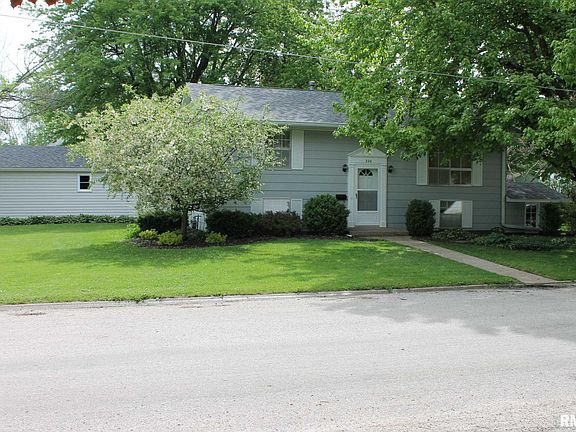 2nd image of 220 Evergreen Ln