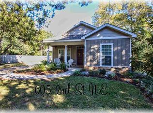 605 NE 2nd St, Havana, FL 32333