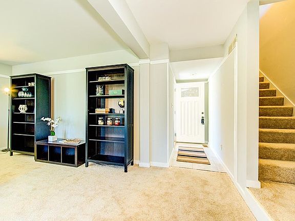 4th image of 6180 Hazelwood Ave