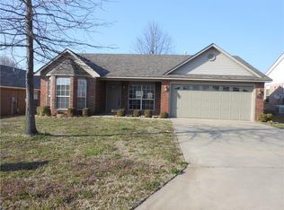 3911 Kingsberry Dr, Van Buren, AR 72956