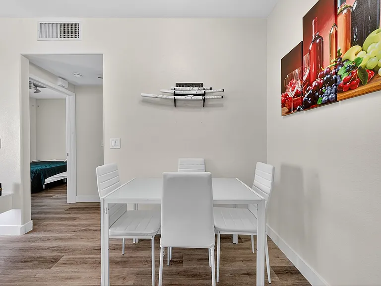5650 E Sahara Ave #2060 — Photo 7