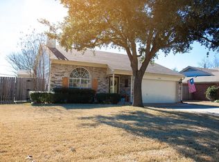 1702 Hastings Dr, Mansfield, TX 76063