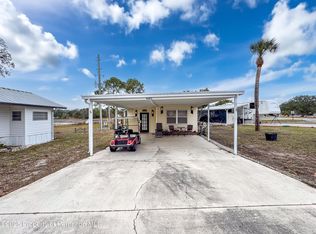 9321 Grizzly Bear Ln, Weeki Wachee, FL 34613