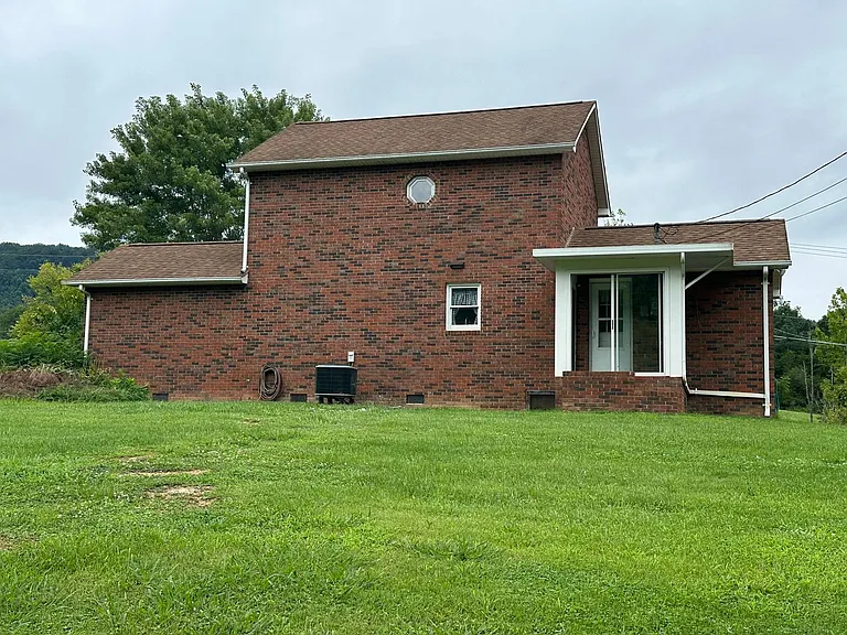 3515 Reservoir Rd — Photo 46