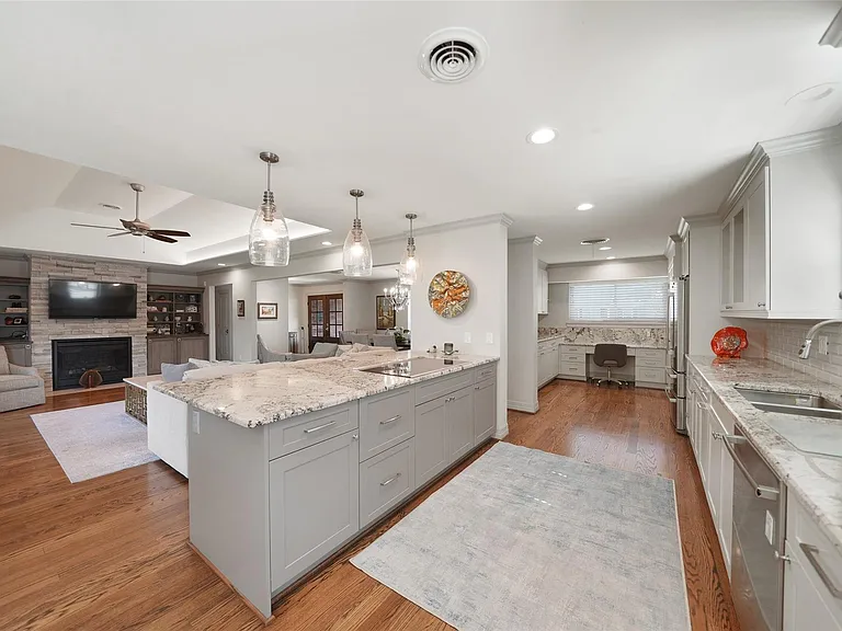 5058 Yarwell Dr — Photo 13