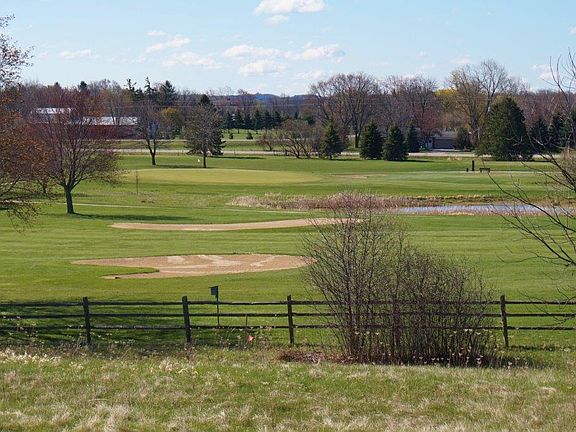 4th image of N52W21455 Golfview Dr