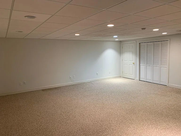 35 Wellington Rd — Photo 11