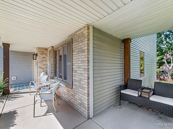 5th image of 746 Parker Ct