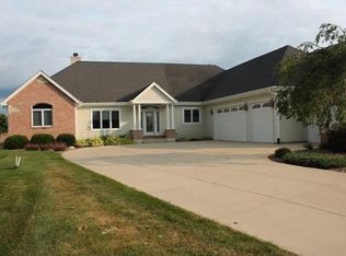 4005 Meadow View Ct, Colgate, WI 53017