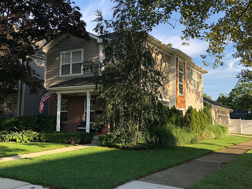 2nd image of 1989 Bowers Ave