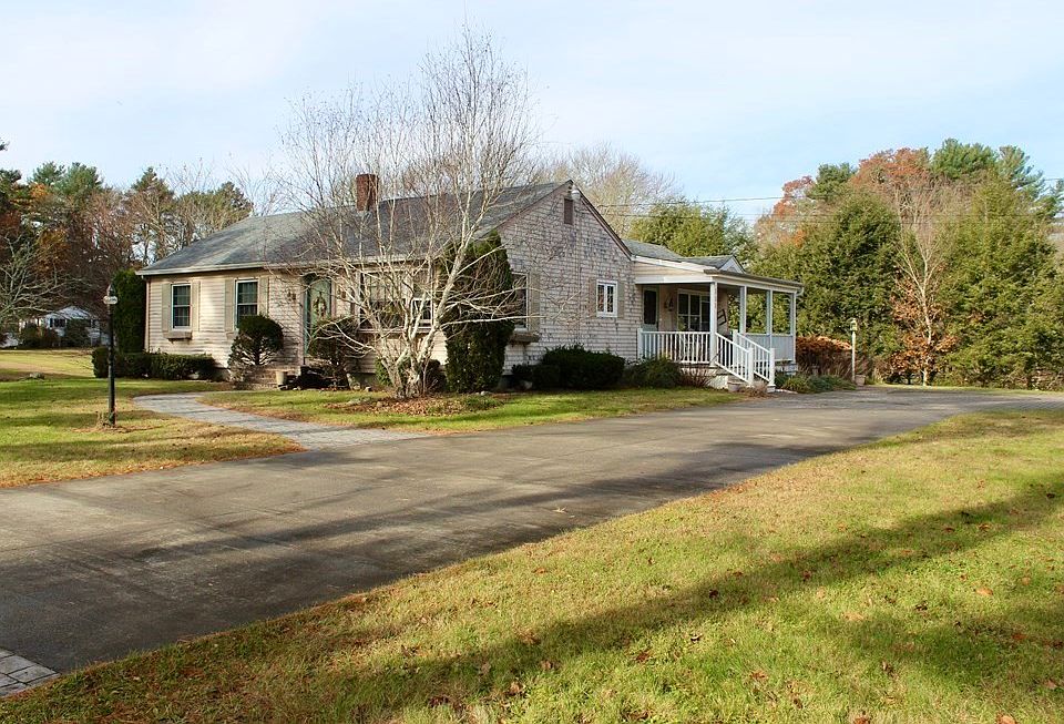111 County Rd, East Freetown, MA 02717 Zillow