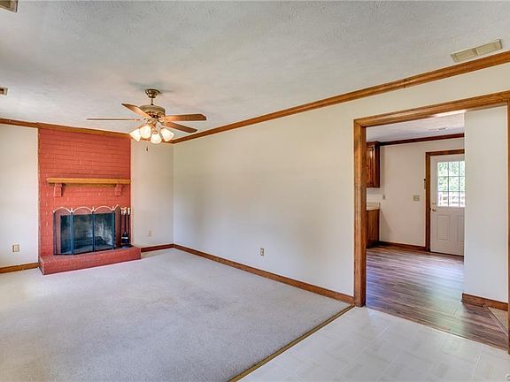 3rd image of 6434 Lantana Ln